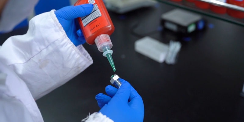 螺紋膠防松密封防腐蝕：為何傳統方式無法替代?